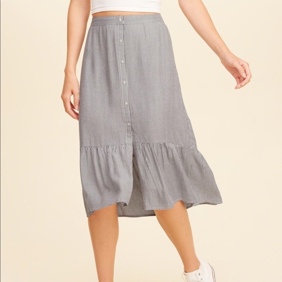 Hollister Dresses & Skirts - BRAND NEW W TAGS!! Hollister striped skirt